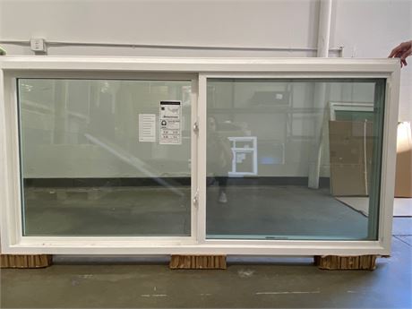 Amerimax Window 70 3/4" x 41 1/2" Xo