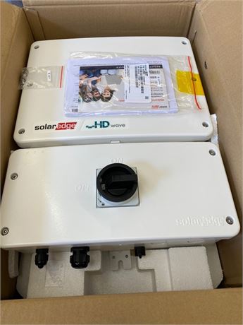 Solaredge SE3800 Inverter